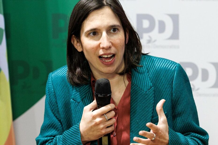 Elly Schlein imbrattatori Firenze