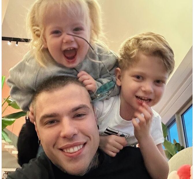 Fedez scrive su instagram del suo tumore un anno dopo l'intervento