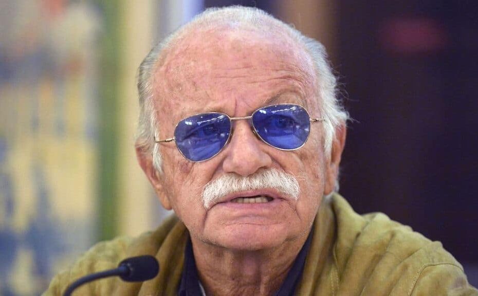 Contro i divieti ministeriali, Gino Paoli vuole fondare il partito dei tabagisti