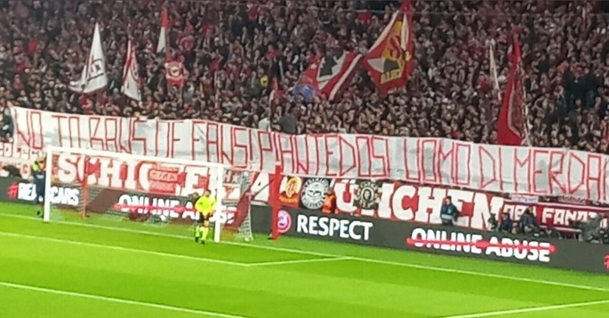 Piantedosi Bayern Monaco striscione