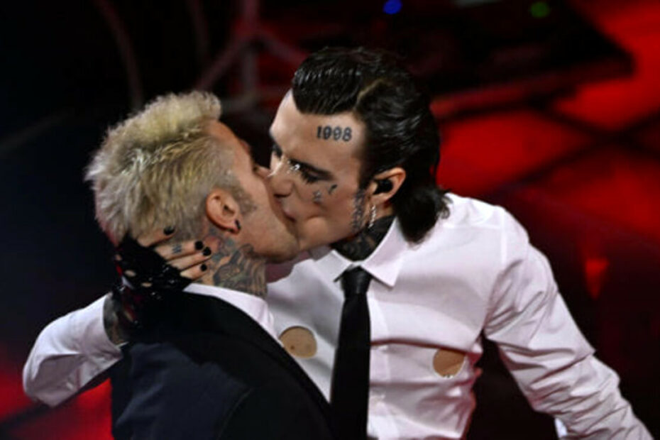 Fedez Rosa Chemical assolti