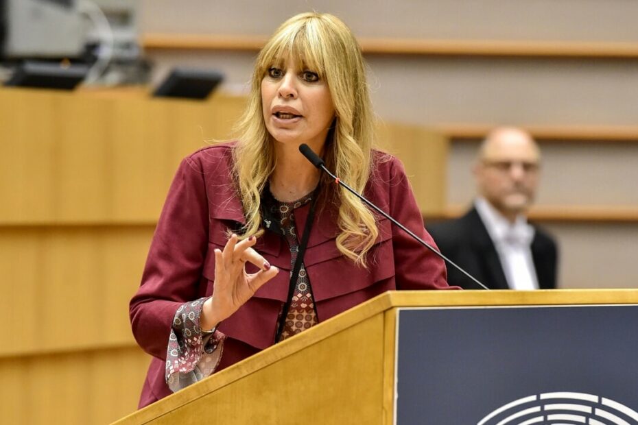 Alessandra Mussolini account Instagram