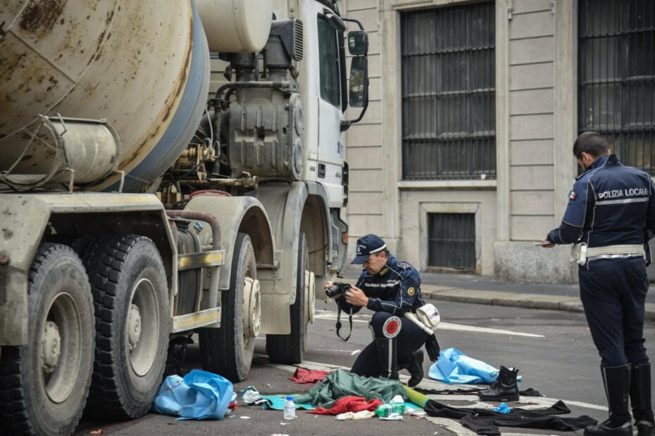 ciclista morta investita betoniera