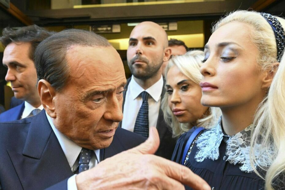 testamento Berlusconi eredità Fascina