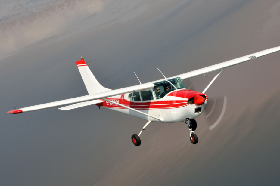 Un modello privato di Cessna come quello schiantatosi in Virginia