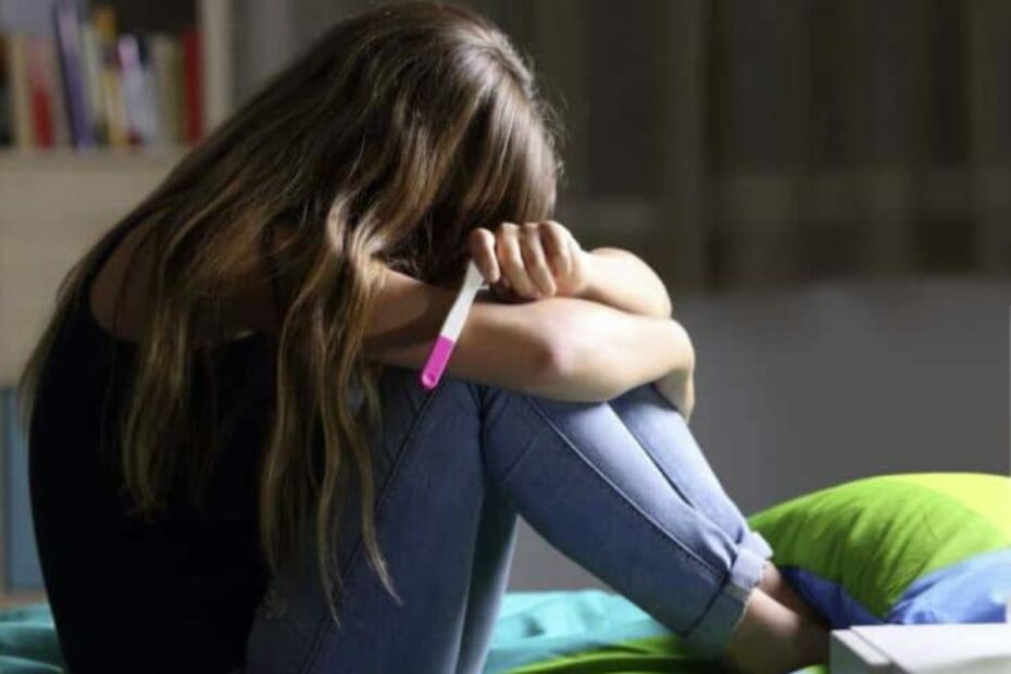 incinta 13 anni Torino