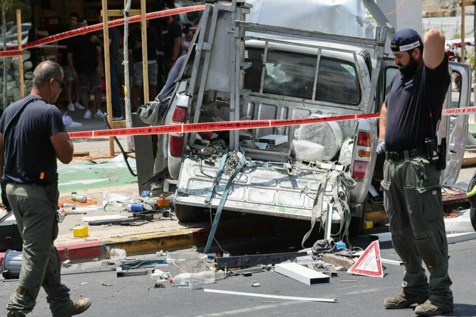 attentato Tel Aviv auto