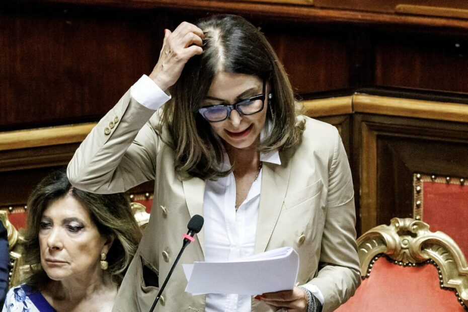 Daniela Santanchè debiti società