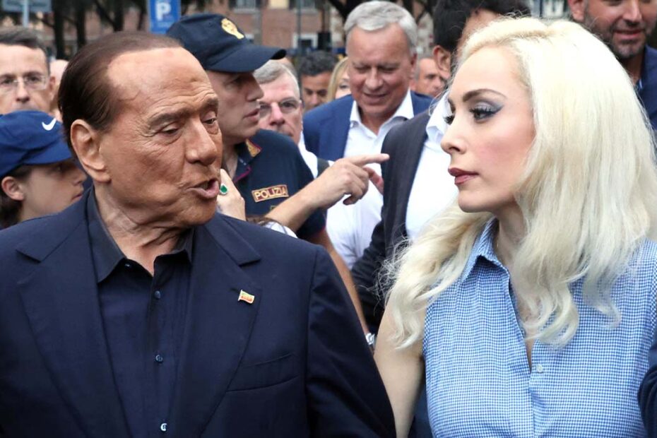 testamento Berlusconi grafologa anomalie