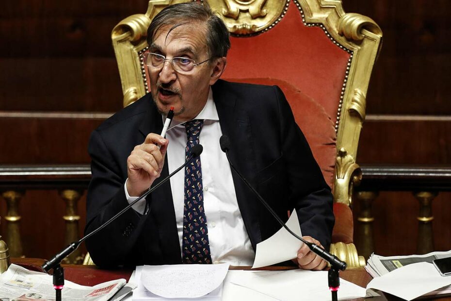 Senato vacanze La Russa
