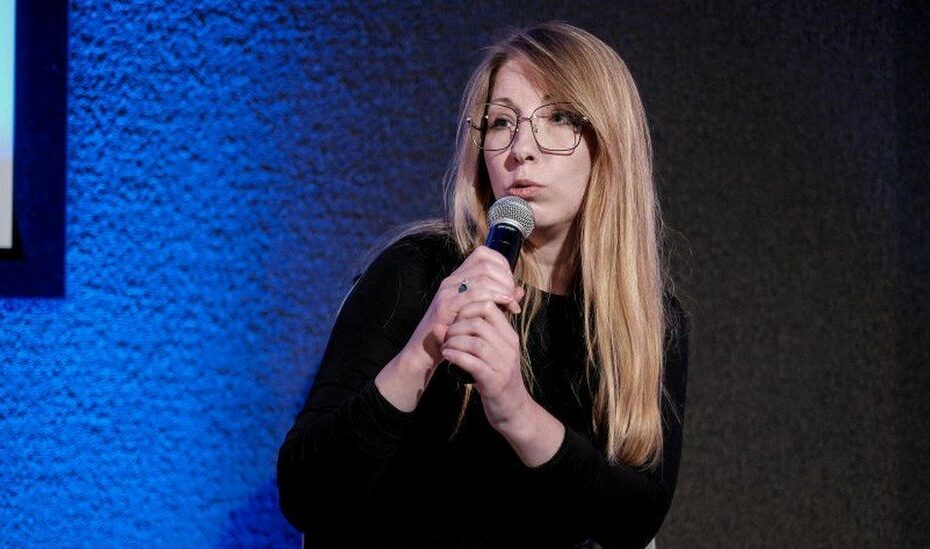 La scrittrice ucraina Victoria Amelina