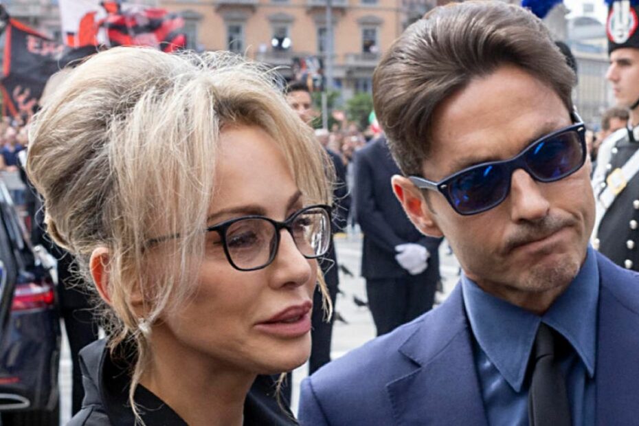 Fininvest patto figli Berlusconi