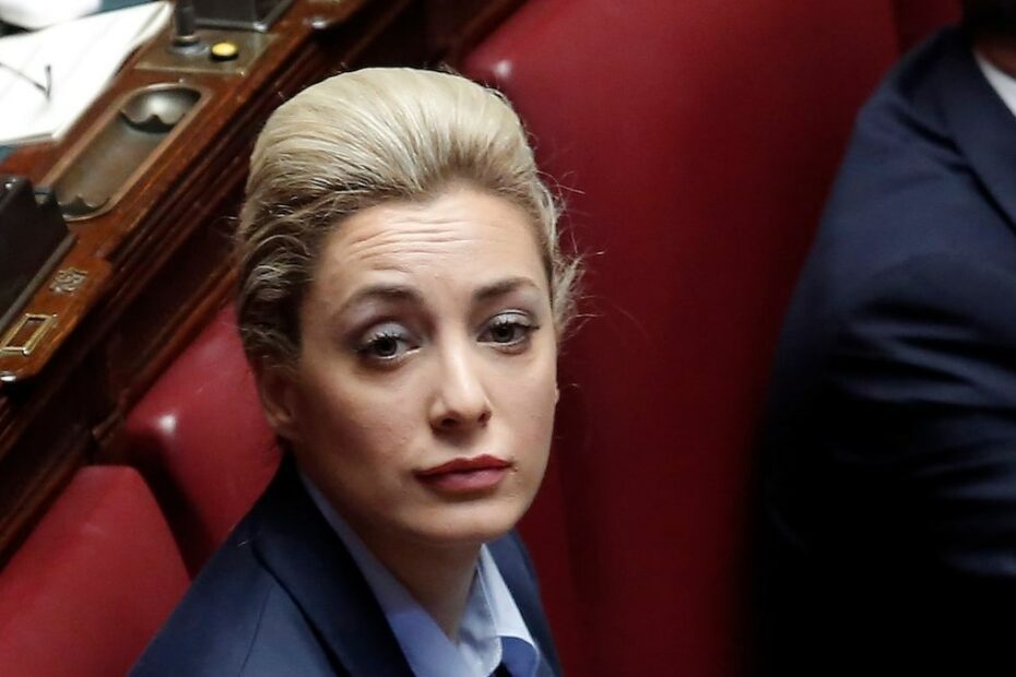 Marta Fascina lutto Paestum