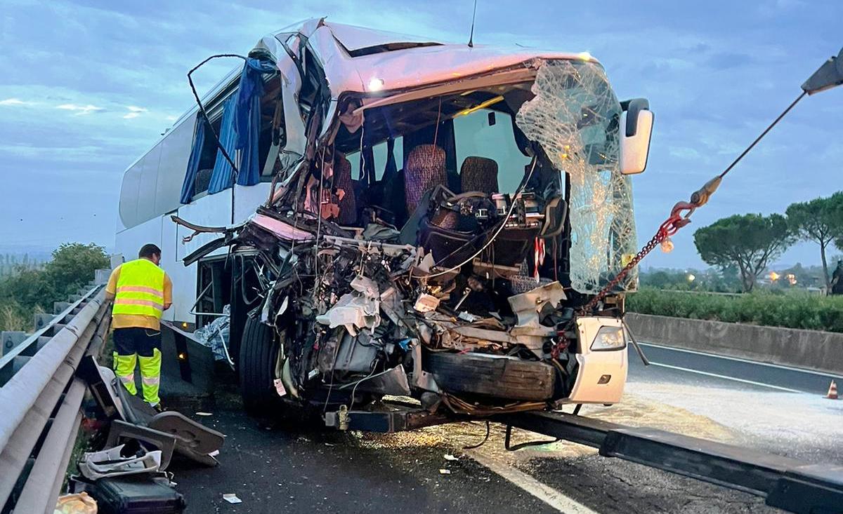 incidente A1 autisti morti