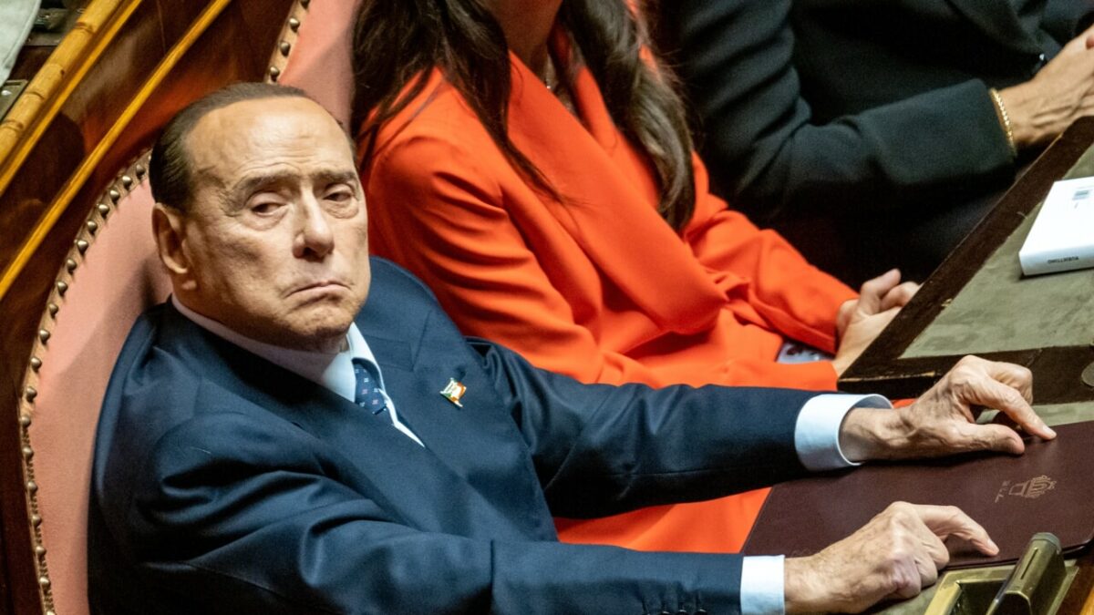 Silvio Berlusconi testamento Colombia
