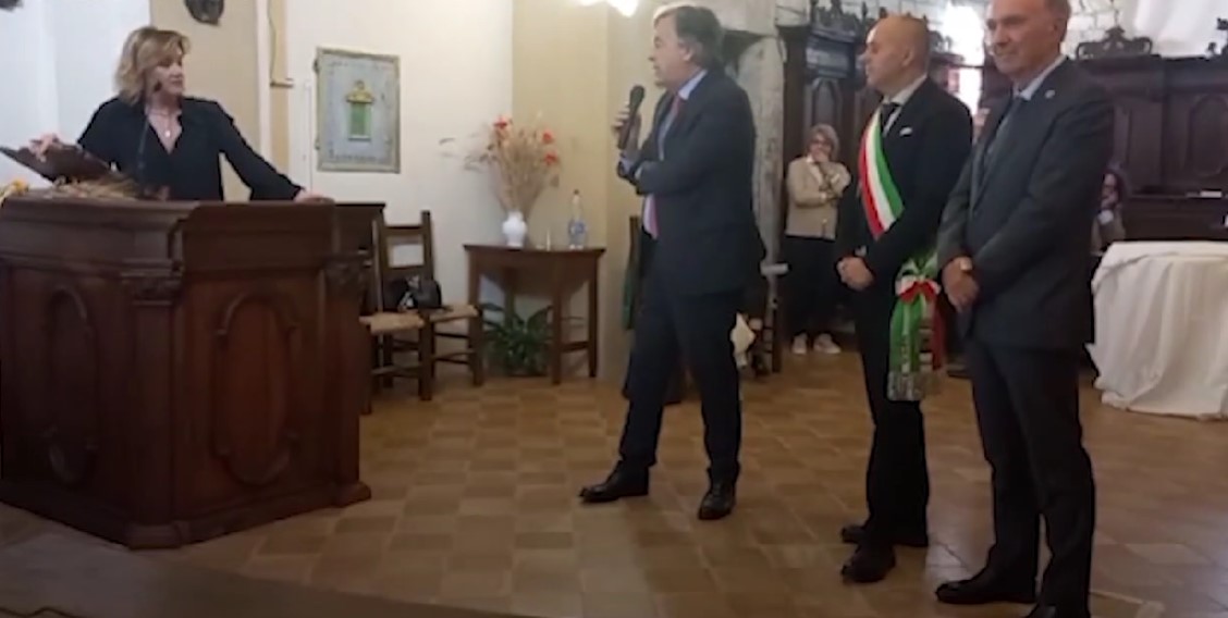 burioni contestazione video