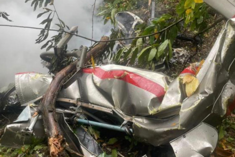 Tragedia a Carrara: Elicottero Civile Precipita e Prende Fuoco