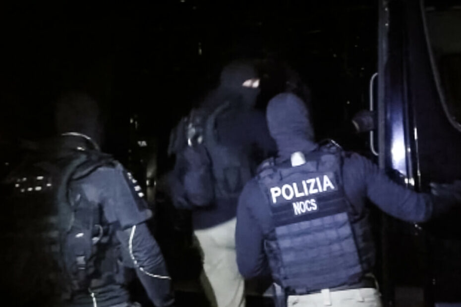 terrorismo Milano due arresti