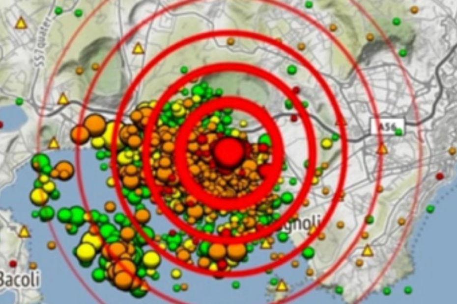Campi Flegrei, è allarme: Musumeci: "Possibile presto allerta arancione"