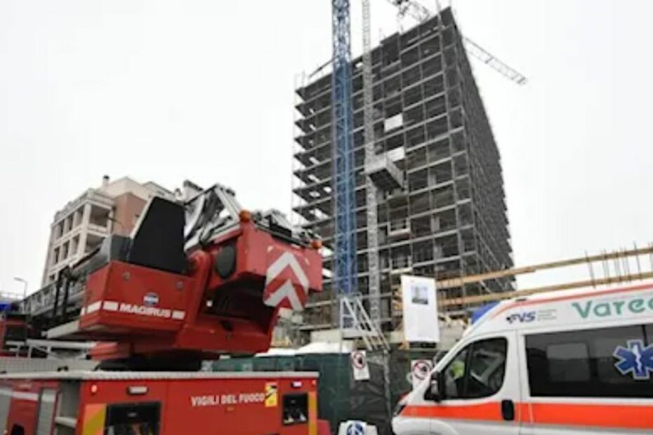 operaio morto Milano gru
