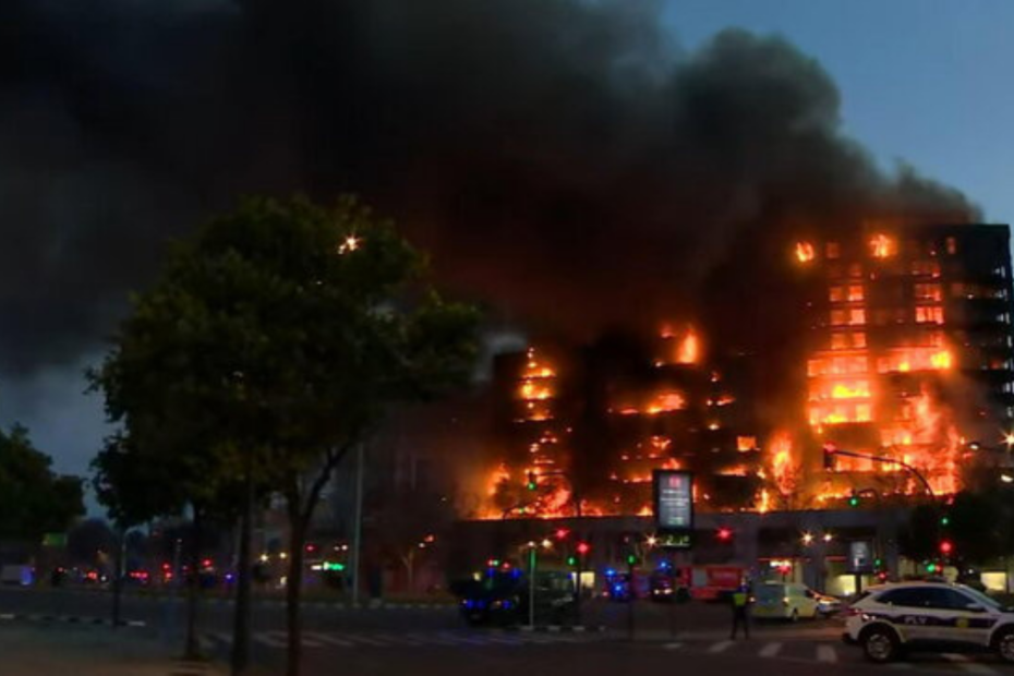 Valencia incendio edificio residenziale