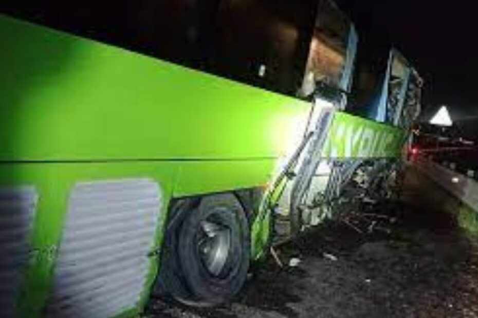 incidente A1 pullman Flixbus