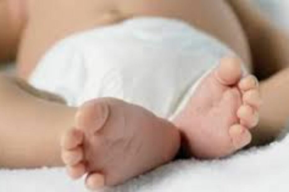 Lione neonato abbandonato cocaina