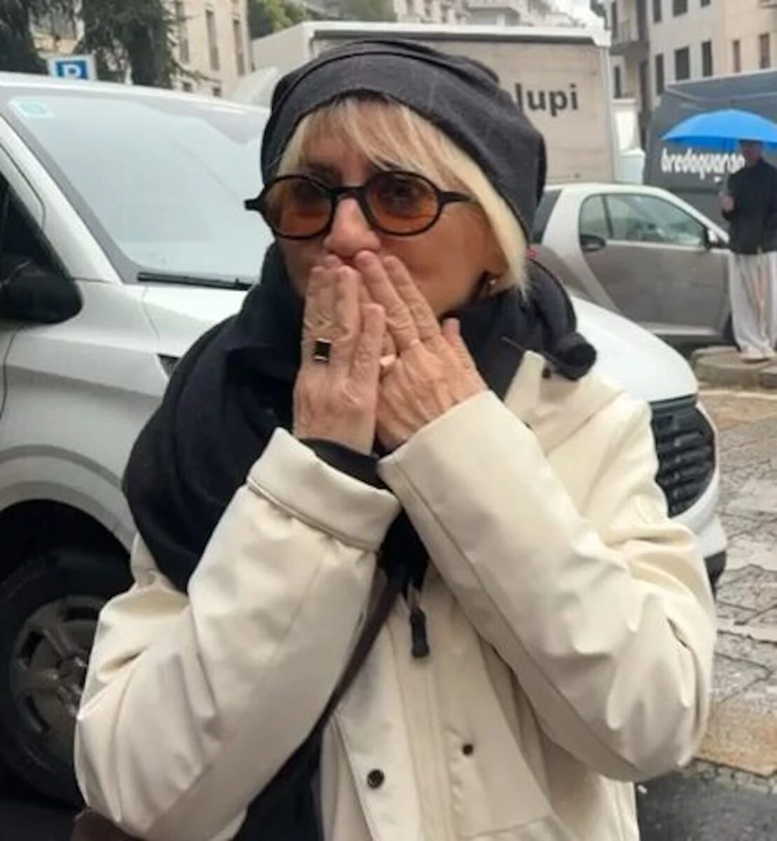 Ornella Vanoni durante una recente apparizione televisiva
