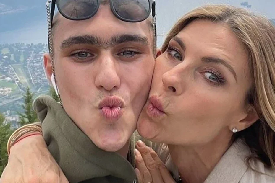 Martina Colombari con il figlio Achille Costacurta