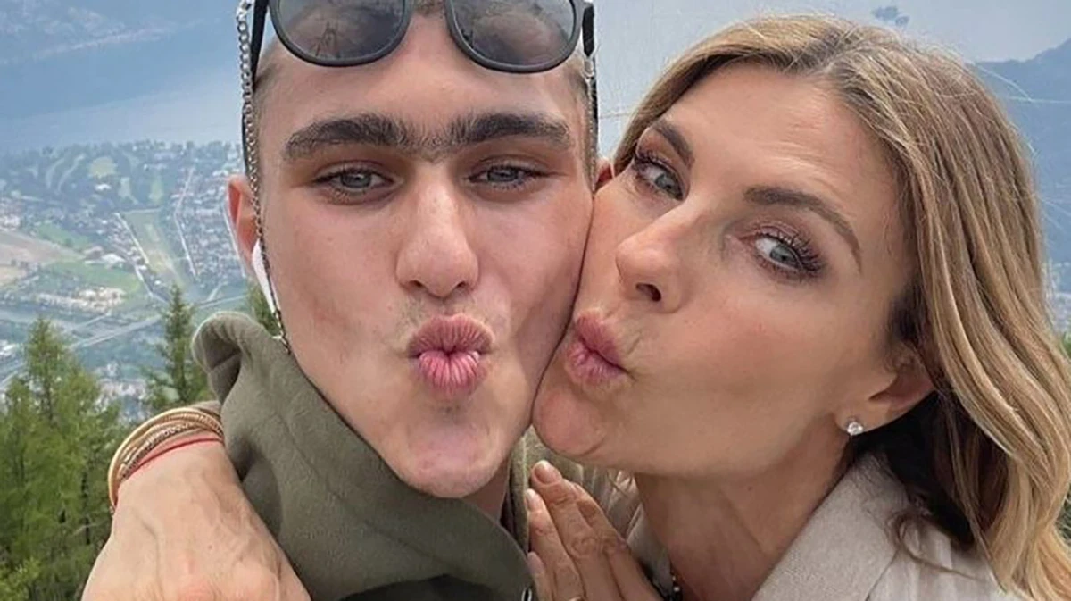 Martina Colombari con il figlio Achille Costacurta