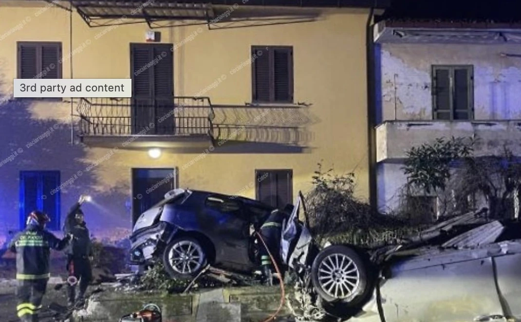 Auto distrutte nell'incidente frontale a Ceccano