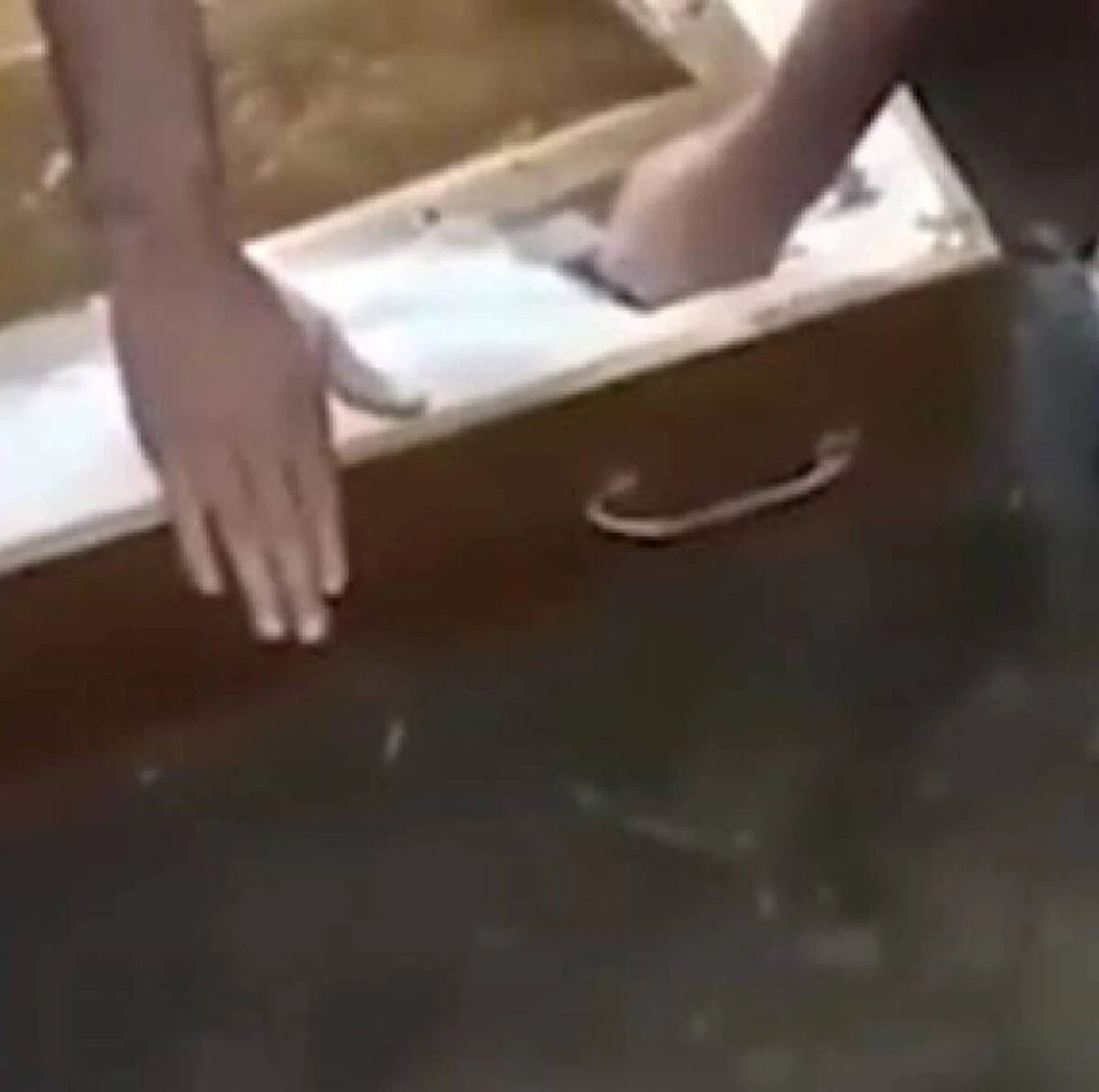 Ferite e segni di lotta sulla salma di Rosangela