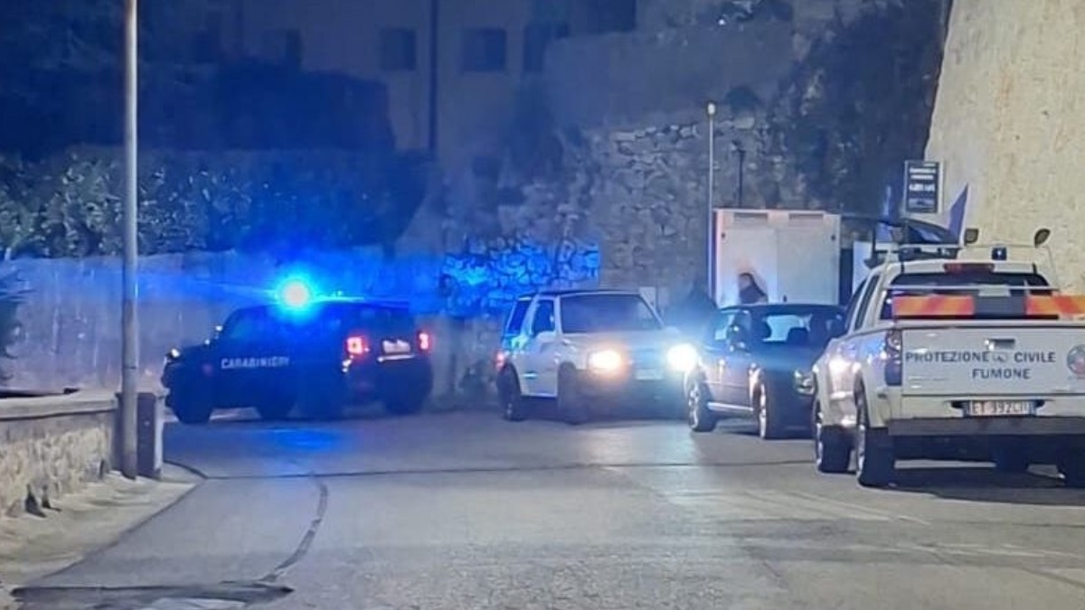 15enne trovato morto dirupo