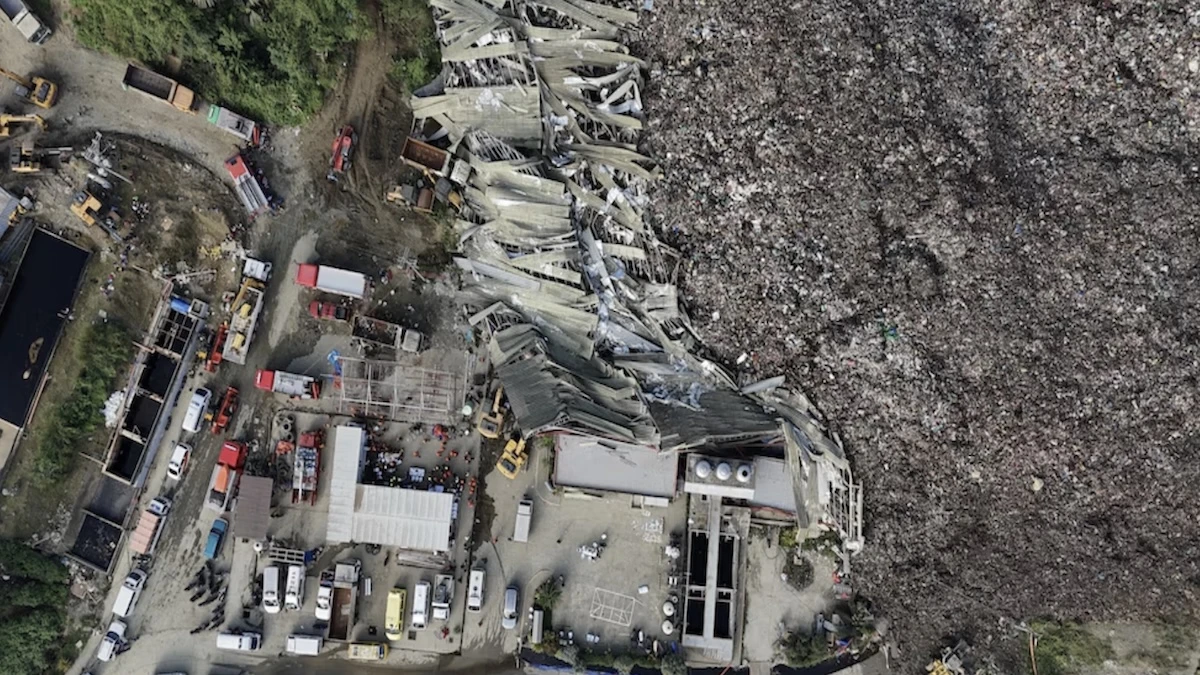 Montagna di rifiuti crollata nella discarica di Cebu