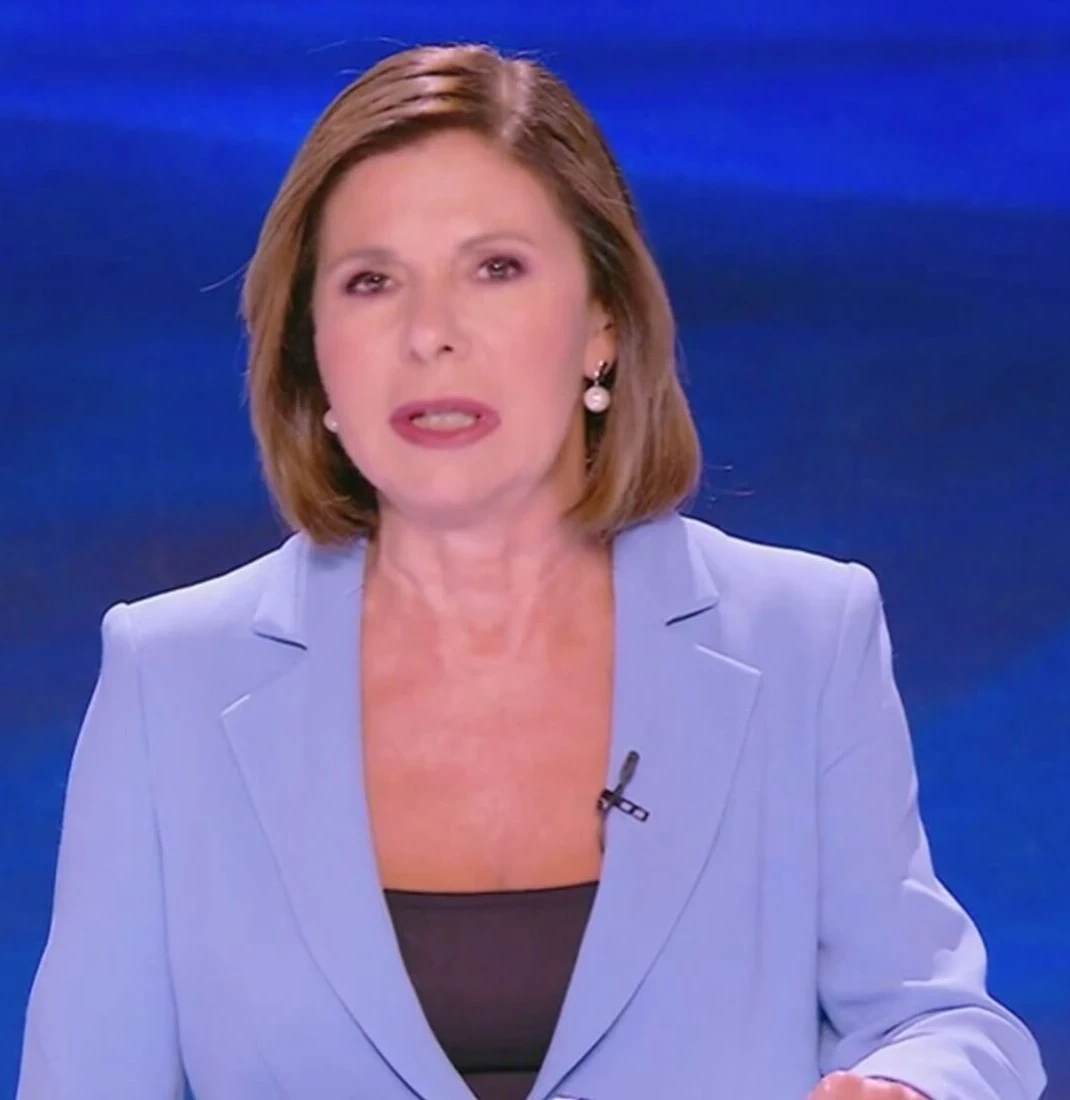 Bianca Berlinguer durante il programma Cartabianca