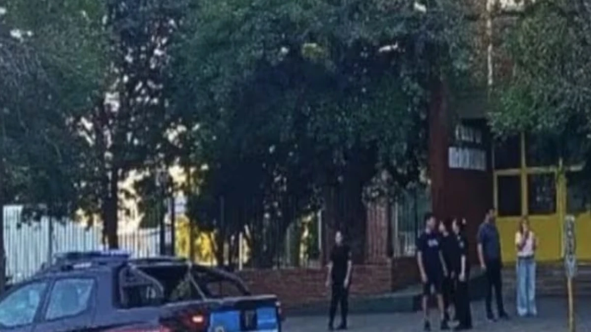 Esterno della scuola Mariano Moreno a San Cristóbal