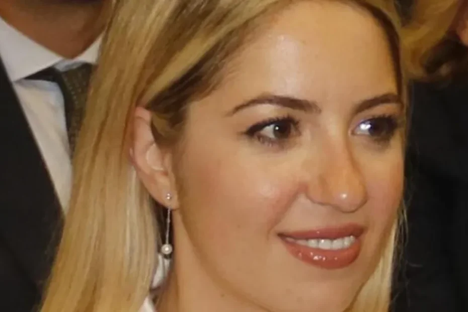 dopo referendum si dimette