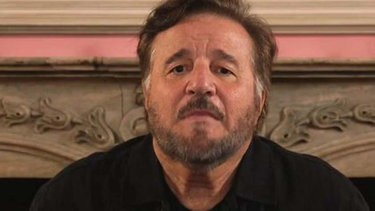 Christian De Sica annuncia sui social la morte della cagnolina Meri