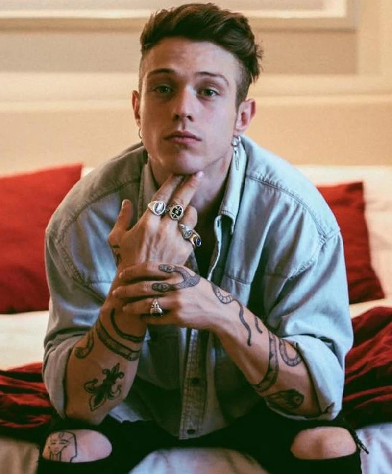 Irama tra i possibili giudici di Amici 25