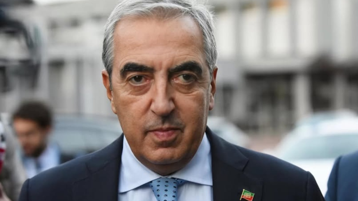 si è dimesso annuncio arrivato