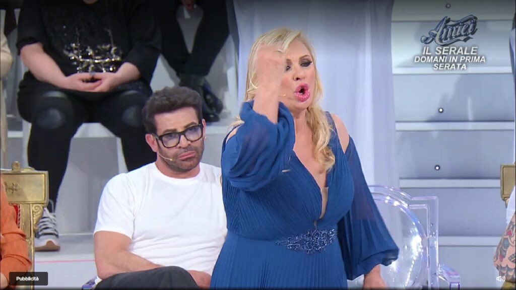 ued tina gesto choc scelta