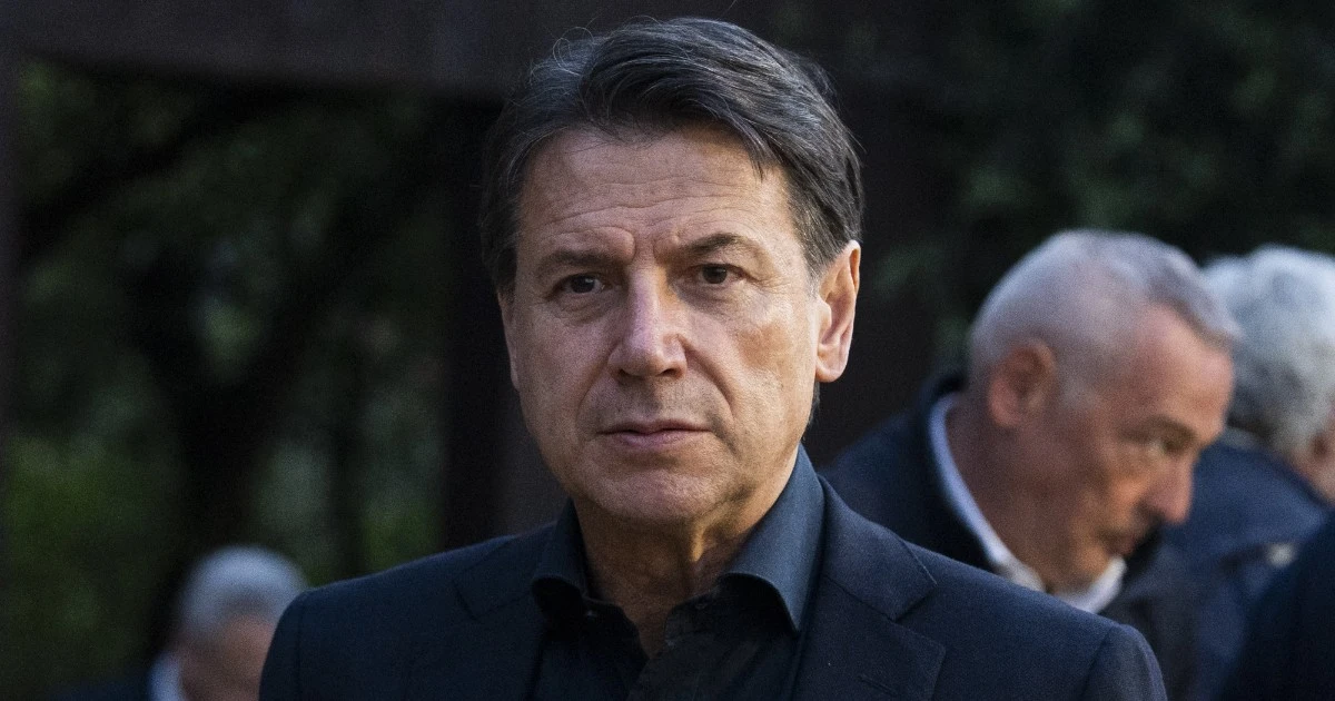 Giuseppe Conte durante un intervento pubblico