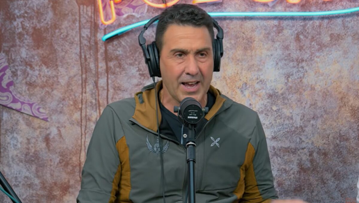 renzi vannacci sei un para...