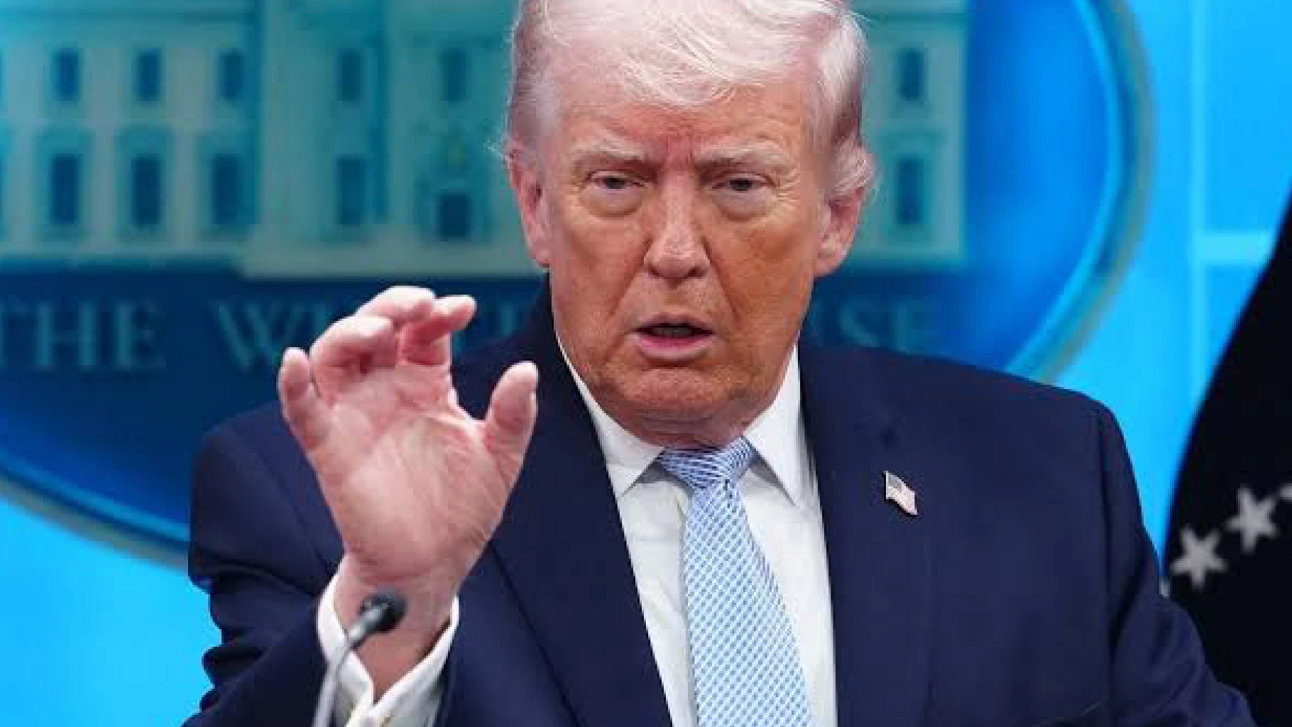 Tregua di quindici giorni dopo la tensione: l’Iran riapre lo Stretto di Hormuz, Trump annuncia “vittoria”