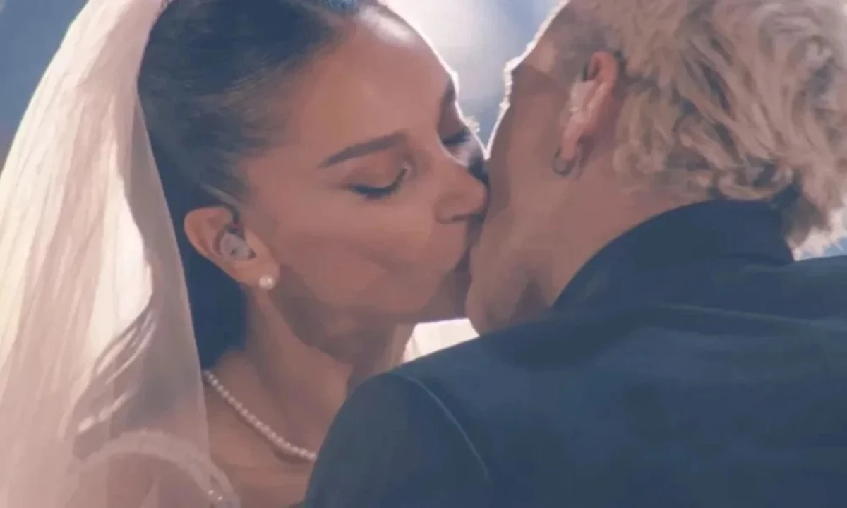 Marcello Sacchetta e Francesca Tocca durante l'Eurovision Song Contest 2026