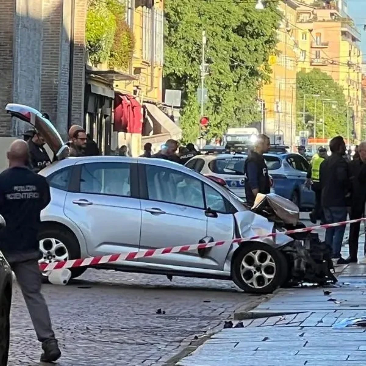 Immagine che mostra l'entità delle amputazioni subite a Modena