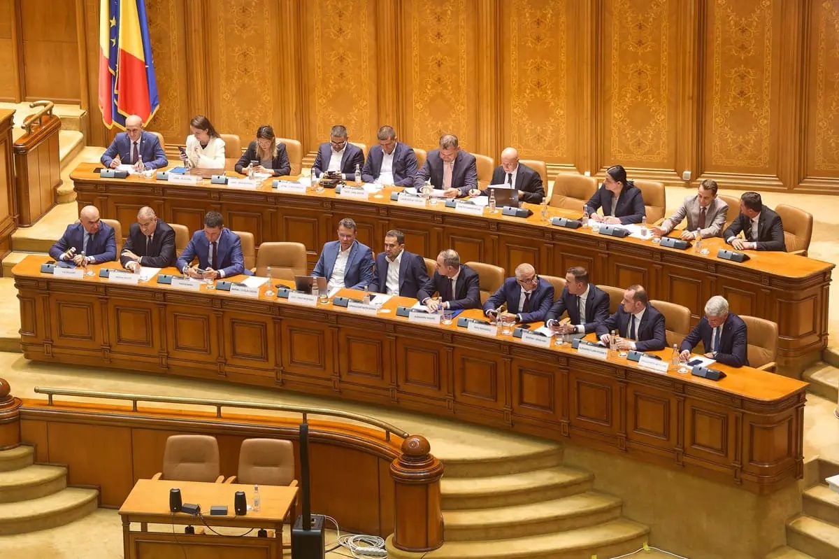 romania cade governo