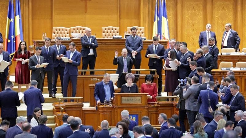 romania cade governo