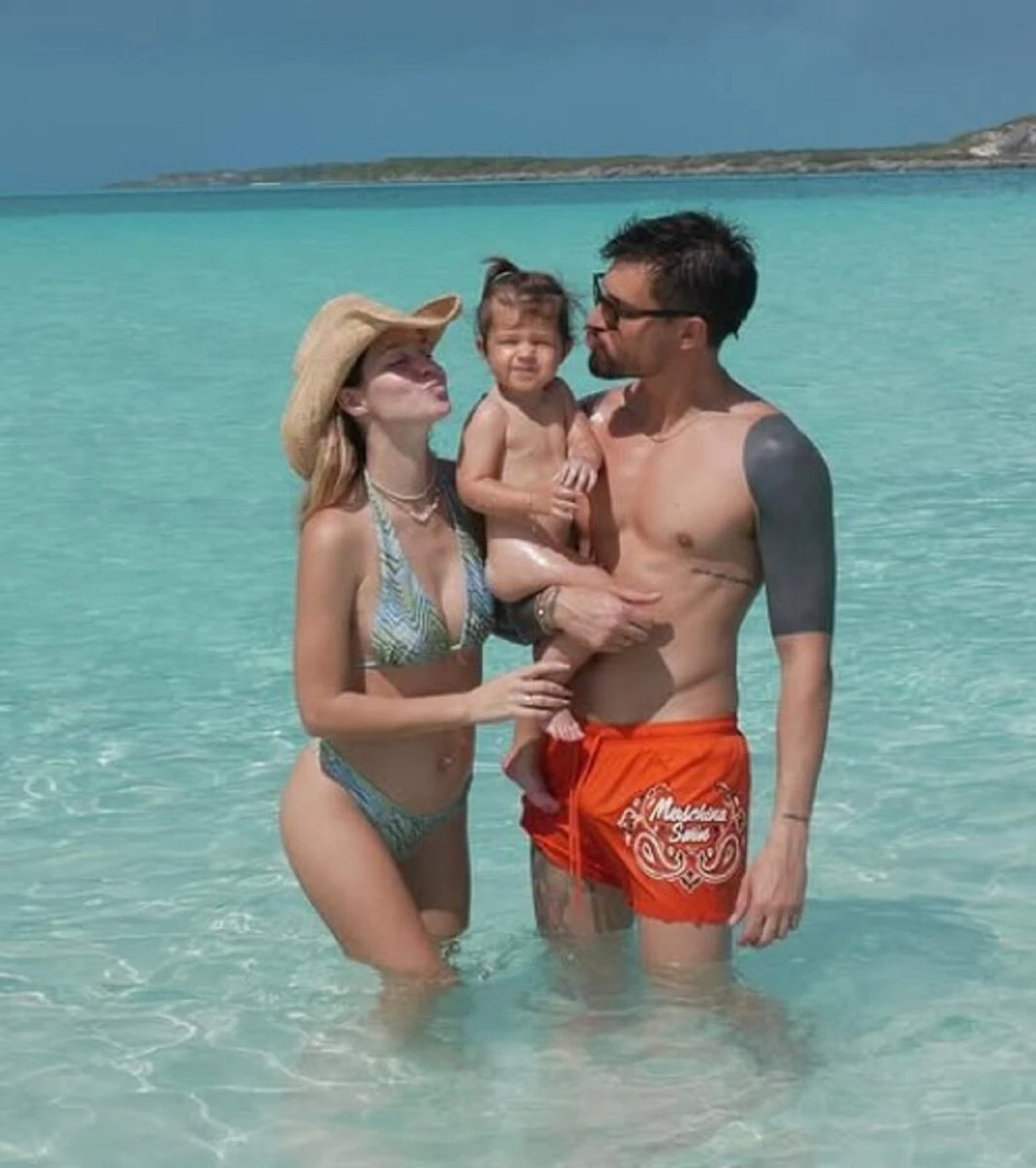 Natalia Paragoni con la famiglia