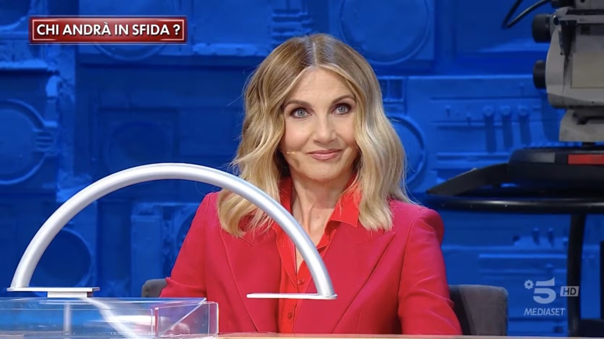 amici se ne va anche lei
